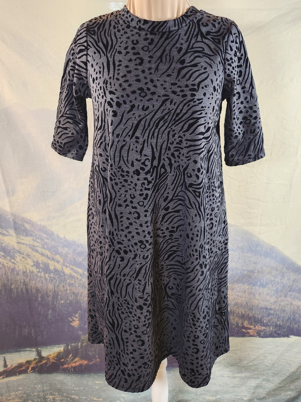 Poof NY Cheetah Leopard Zebra Print Velvety Tee Shirt Dress M Medium